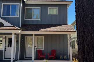 Charming Truckee Townhouse 3 Bed, 2.5 Bath, 1 Car Garage!